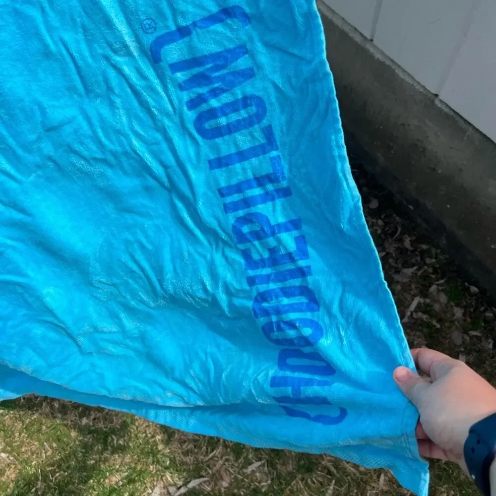 Hoodiepillow 5 in 1 Blue Beach Towel built in hood pockets convertible into bag
